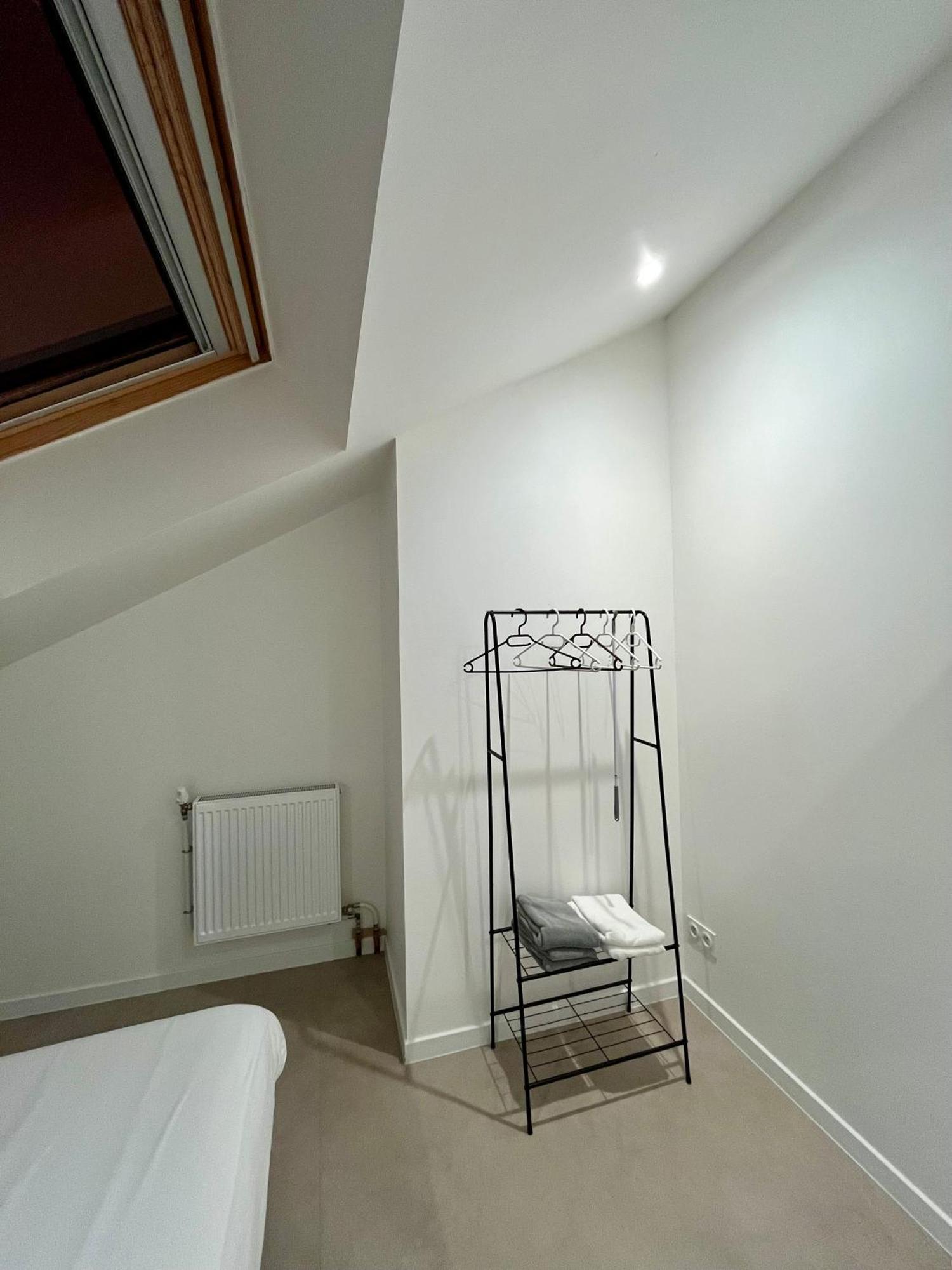 Appartement Chloe Du Lac Montferrat  Bagian luar foto